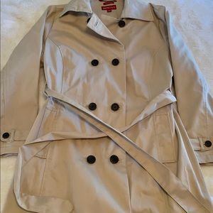 Classic khaki trench rain coat